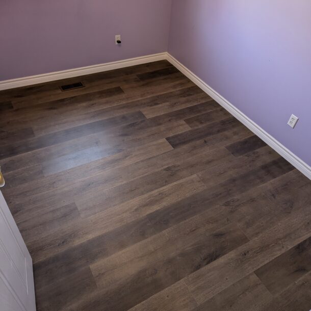 Vinyl Flooring Installation Contractor in Guelph